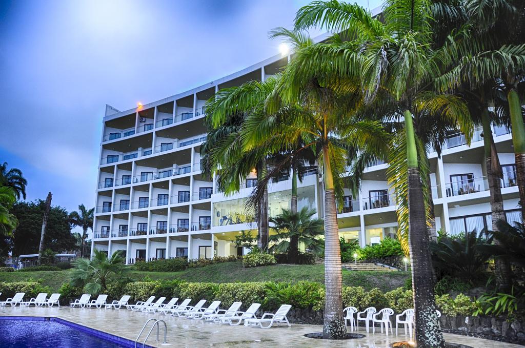 Hotel Makana Resort Tonsupa Zewnętrze zdjęcie